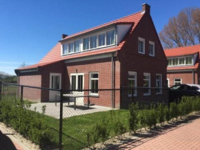 Elegant holiday home with garden